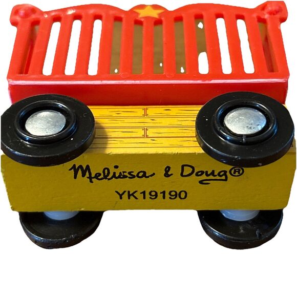 Lot of 3 Melissa and Doug Magnetic Train Engine, Red Cage And Red Car SEE PICS - Picture 9 of 14